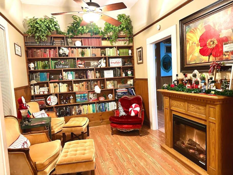 Spacious Downtown Jackson Retreat- Historic Hangout Extérieur photo